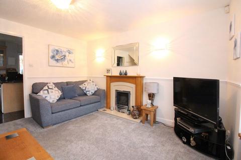 2 bedroom end of terrace house for sale, Ragees Road, Kingswinford DY6