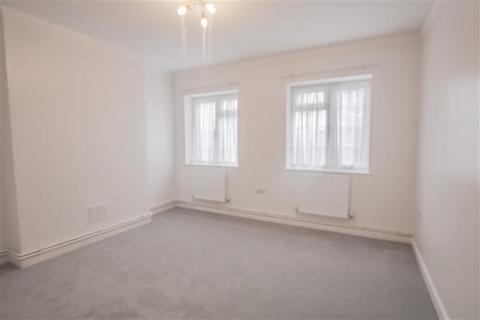 2 bedroom flat to rent, Burnham Court, Brent Street, Hendon, NW4