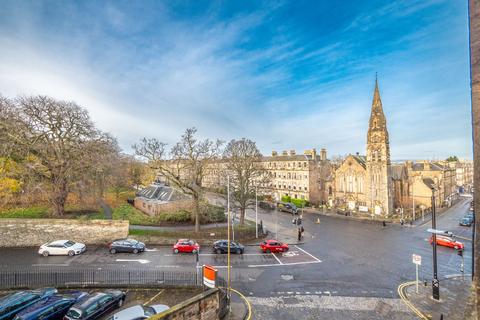 2 bedroom flat for sale, 3/8 (3F1) West Norton Place, Abbeyhill, Edinburgh, EH7