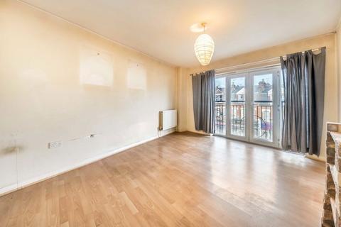 1 bedroom flat for sale, Heath Road, Twickenham TW1