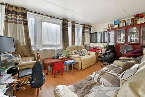 3 bedroom flat for sale, Six Acres Estate, London, N4