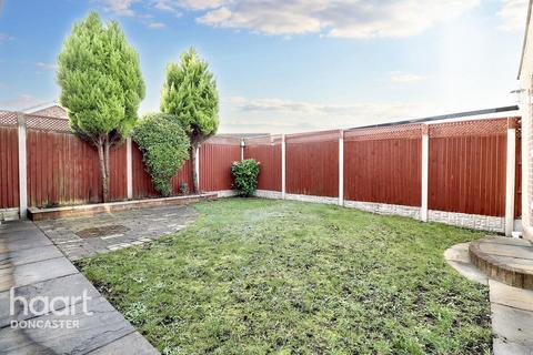 3 bedroom detached bungalow for sale, Broadlands Close, Dunscroft, Doncaster