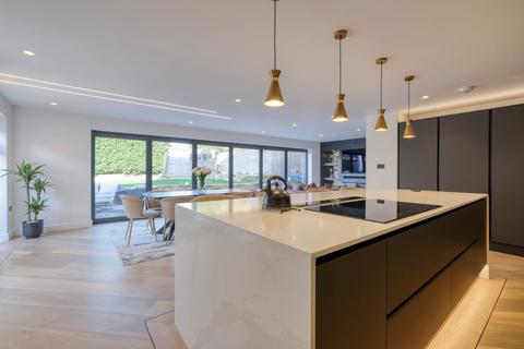 6 Byron Road, Redditch, B97 5EB