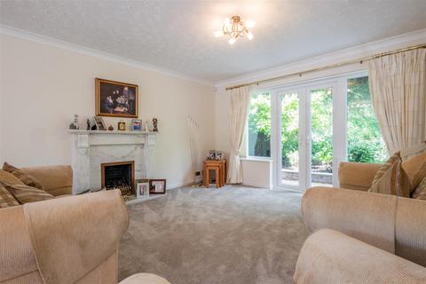 4 bedroom detached house for sale, Normanby Chase, Altrincham