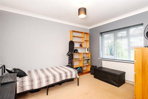 7 Aldwick Crescent, Worthing, BN14 0AR