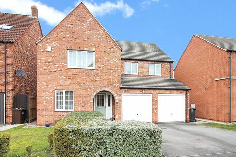 4 bedroom detached house for sale, Moorland Way, Leeds LS25