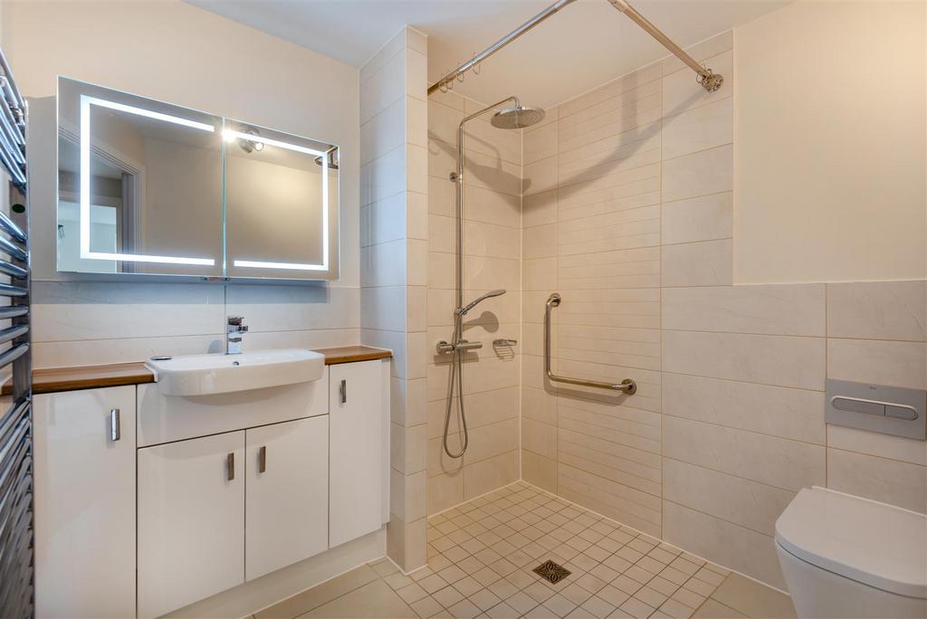 8630007-interior10.jpg