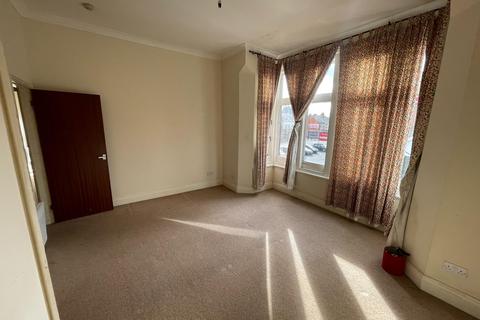 1 bedroom flat to rent, Narborough Road, Leicester LE3