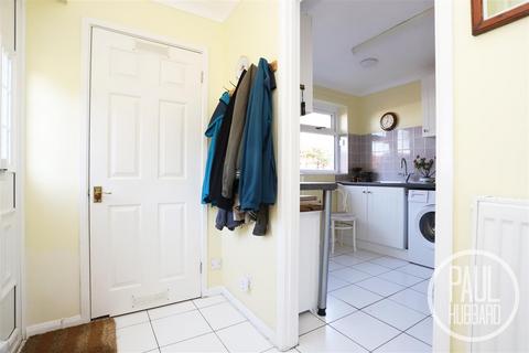 2 bedroom detached bungalow for sale, Rubens Walk, Gunton, NR32