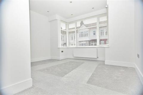 2 bedroom flat to rent, Dartmouth Road, Hendon, NW4