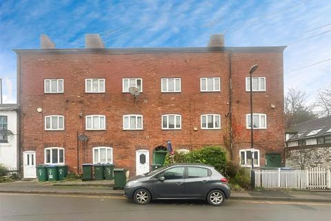 3 bedroom terraced house to rent, Hurst Road, Longford, Coventry, CV6 6EG