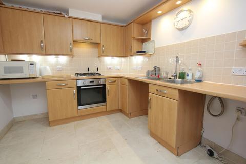 6 Cwrt Newton Pool, Rhoose, Barry, CF62 3LY