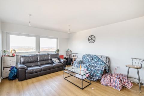 2 bedroom apartment for sale, Beacon Towers, Bristol BS16