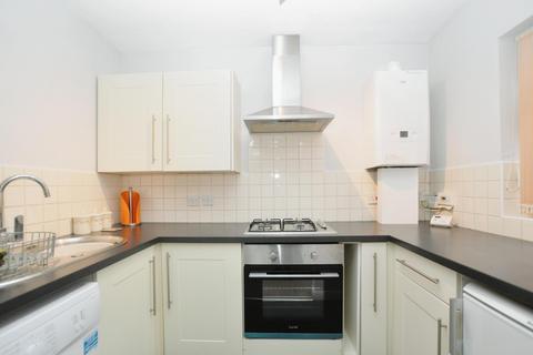 1 bedroom flat to rent, High Street, Kempston, MK42