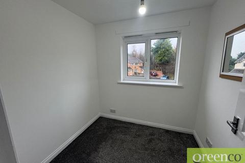 3 bedroom semi-detached house to rent, Peel Lane, Salford M38