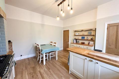 9 Spring Gardens, Cowling, Keighley, BD22 0AX