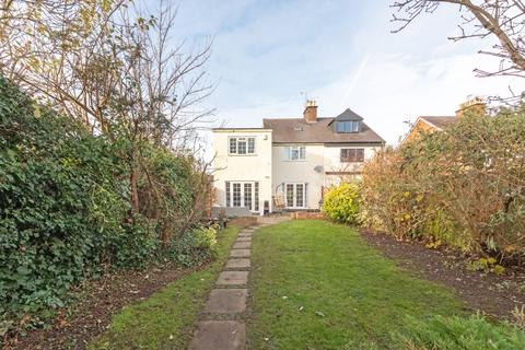 4 bedroom semi-detached house for sale, Castledine Avenue, Loughborough LE12