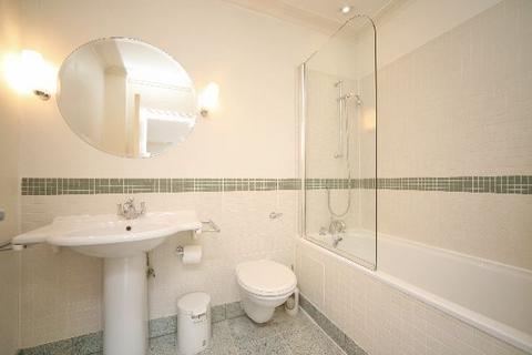 1 bedroom apartment to rent, Russell Square Euston WC1B