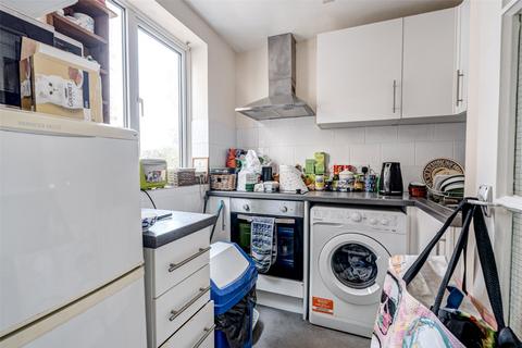 1 bedroom flat for sale, Fairlawn Drive, Worthing, West Sussex, BN14