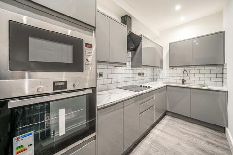 2 bedroom flat to rent, Gledstanes Road, London W14