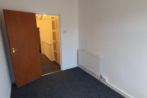 2 bedroom flat to rent, Clive Road, Canton, Cardiff