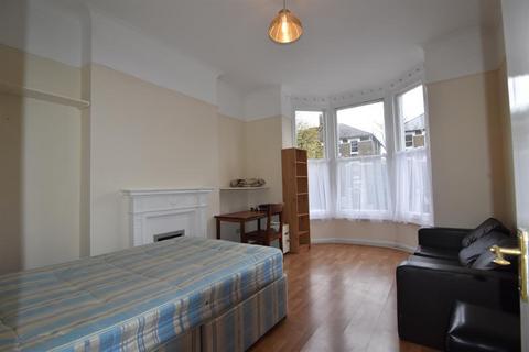 2 bedroom detached house for sale, Brecknock Road, London, London