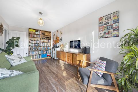 2 bedroom apartment for sale, Cornwall Road, Tottenham, London, N15