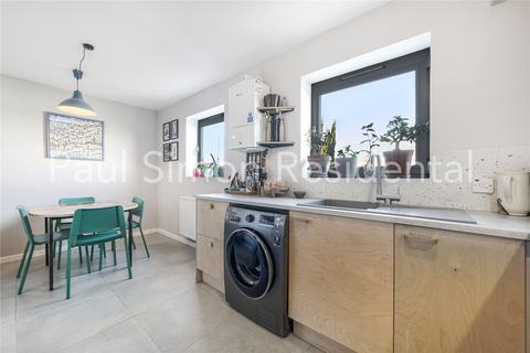 2 bedroom apartment for sale, Cornwall Road, Tottenham, London, N15