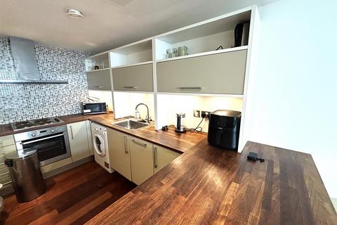 1 bedroom flat for sale, Beetham Tower, Liverpool L3