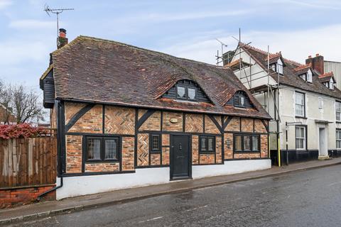 3 bedroom semi-detached house for sale, Newbury Street, Whitchurch, Hampshire, RG28