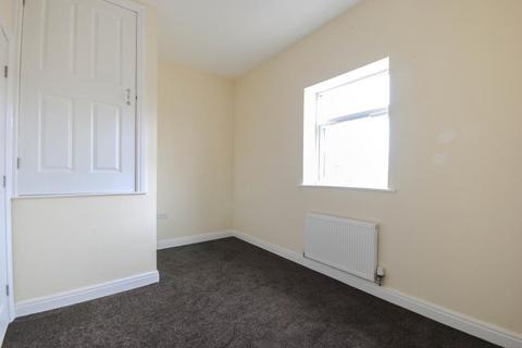 2 bedroom semi-detached house to rent, Tunstall Lane, Pemberton, Wigan, WN5 9HR