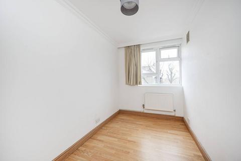 3 bedroom maisonette to rent, Richmond Road, Hackney, London, E8