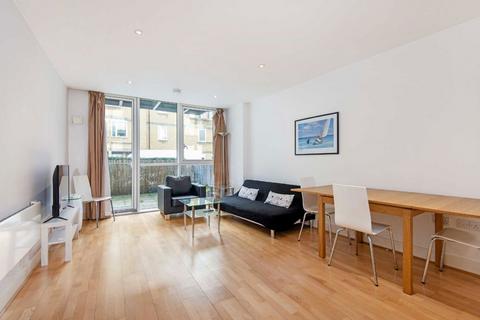 2 bedroom flat to rent, Times Square, London E1