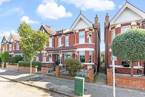 4 bedroom semi-detached house to rent, Copthall Gardens, Twickenham TW1