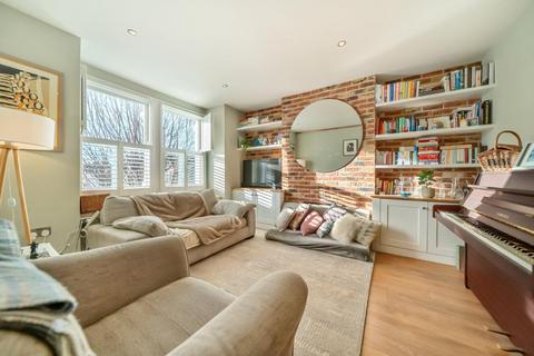 3 bedroom flat for sale, Crealock Street, Wandsworth