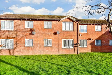 1 bedroom flat for sale, The Saltings, Littlehampton, West Sussex