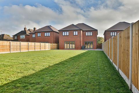 4 bedroom detached house for sale, Kent Road, Halesowen