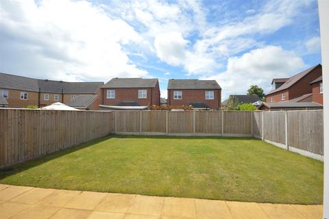 4 bedroom detached house to rent, Pulford Road, Arclid