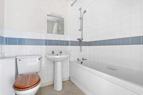 Flat 15, 18 Foregate Street, Worcester, WR1 1DN
