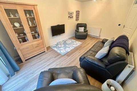 Garden Bungalow Garden Walk, Dudley, DY3 2NR