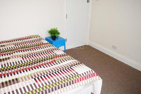 1 bedroom semi-detached house to rent, Room 7, Hartington Street, Derby, Derbyshire, DE23 8EA