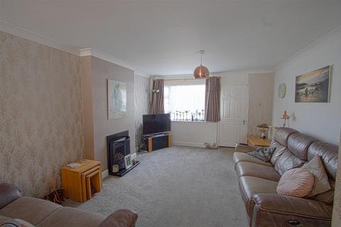 8 Glanmire, Billericay, CM11 1DU