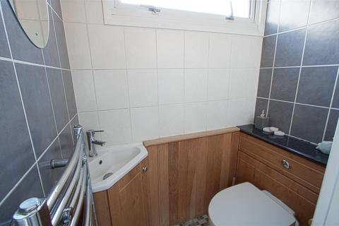 8 Glanmire, Billericay, CM11 1DU