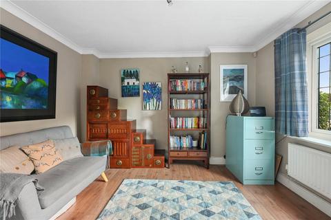 16 Ayletts, Broomfield, Chelmsford, CM1 7LE