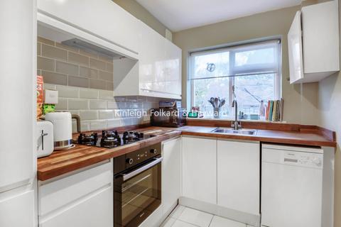 1 bedroom maisonette to rent, Copwood Close London N12