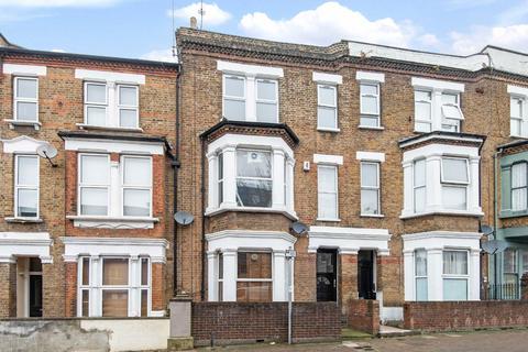 2 bedroom flat to rent, Glengall Road, London NW6