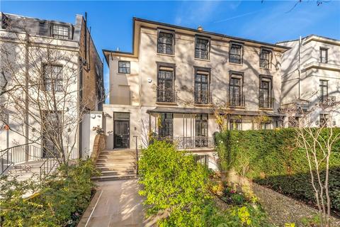 undefined, Holland Park Avenue, Holland Park, W11