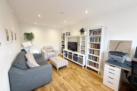 19 Sara Close, Sutton Coldfield, B74 4BN