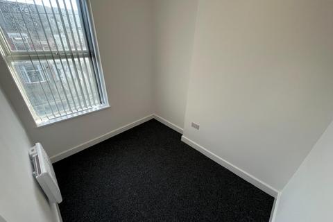 1 bedroom flat to rent, Shobnall Street, Burton-On-Trent, DE14