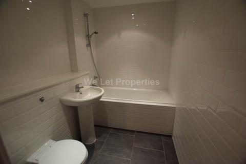 2 bedroom apartment to rent, Pollard Street, Manchester M4